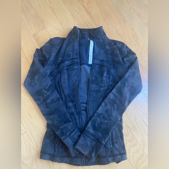 Lululemon Define Jacket Incognito Camo Multi Grey size 4 - Picture 2 of 3